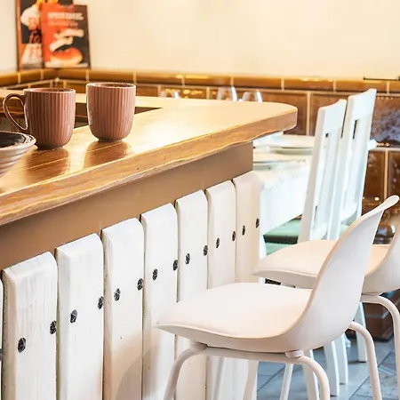 Blackncozy - Grosszuegiges Designappartement Mit Boxspringbetten Und Heimkino Διαμέρισμα *