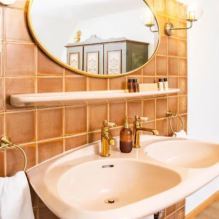 Blackncozy - Grosszuegiges Designappartement Mit Boxspringbetten Und Heimkino * Feldberg (Baden-Wurttemberg)